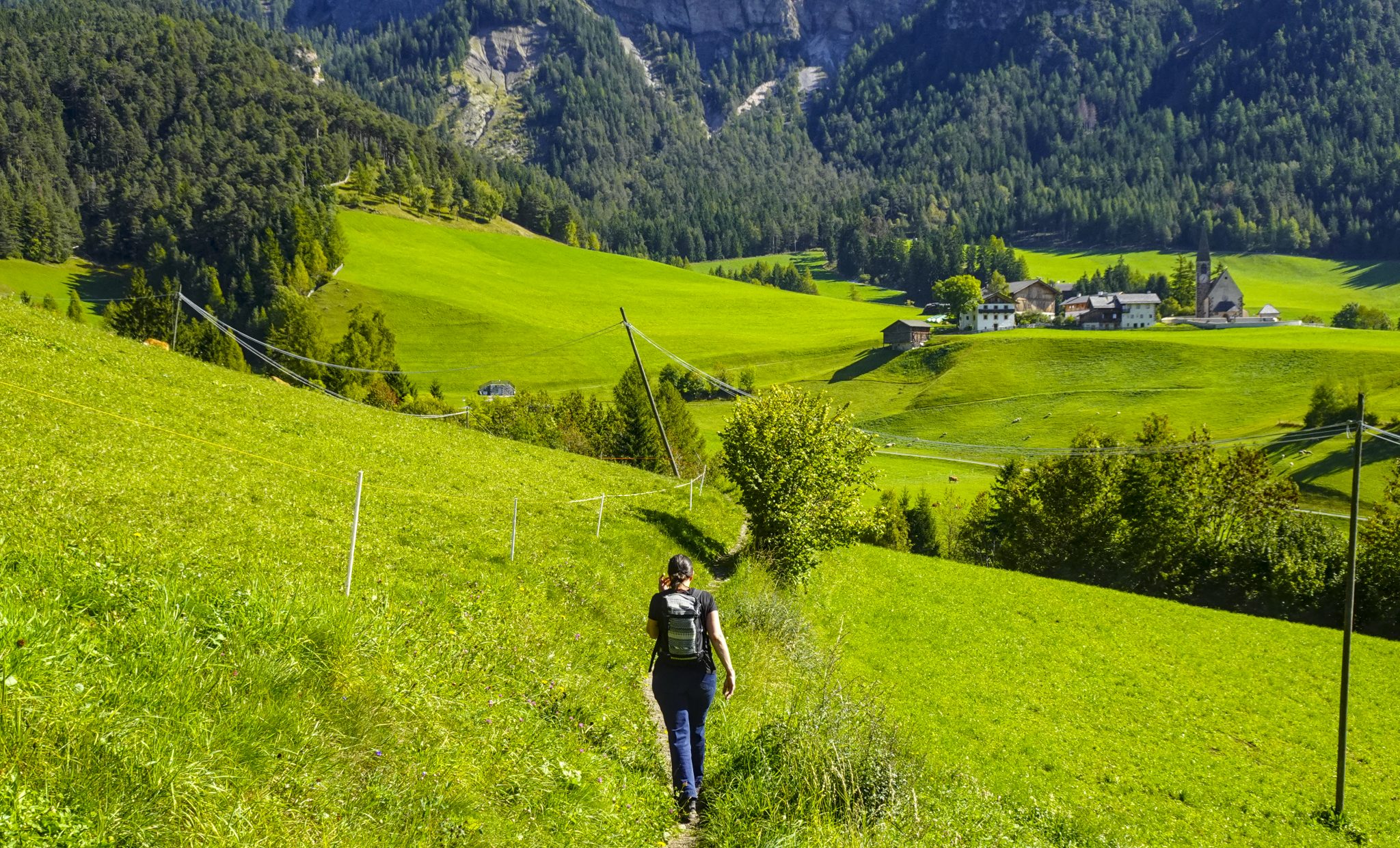 Wanderweg Richtung St. Magdalena im Villnösstal.