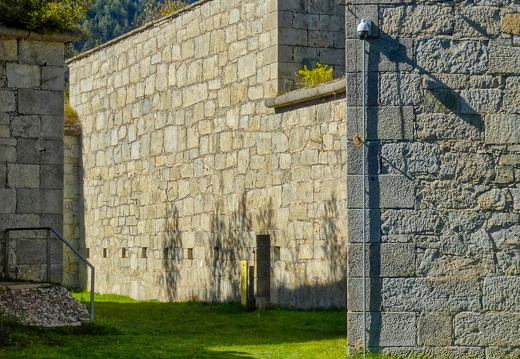 2025-10-03  13-46-01